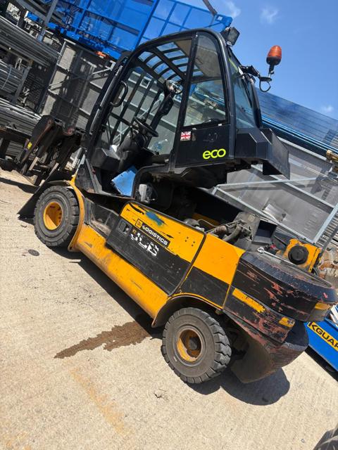 JCB Teletruk forklift