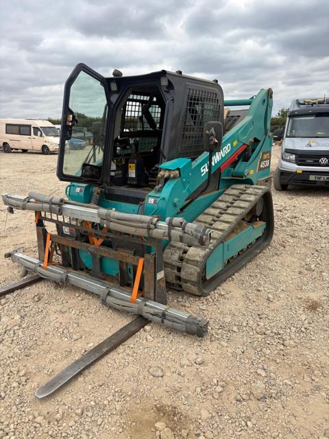 Sunward tracked loader with forks